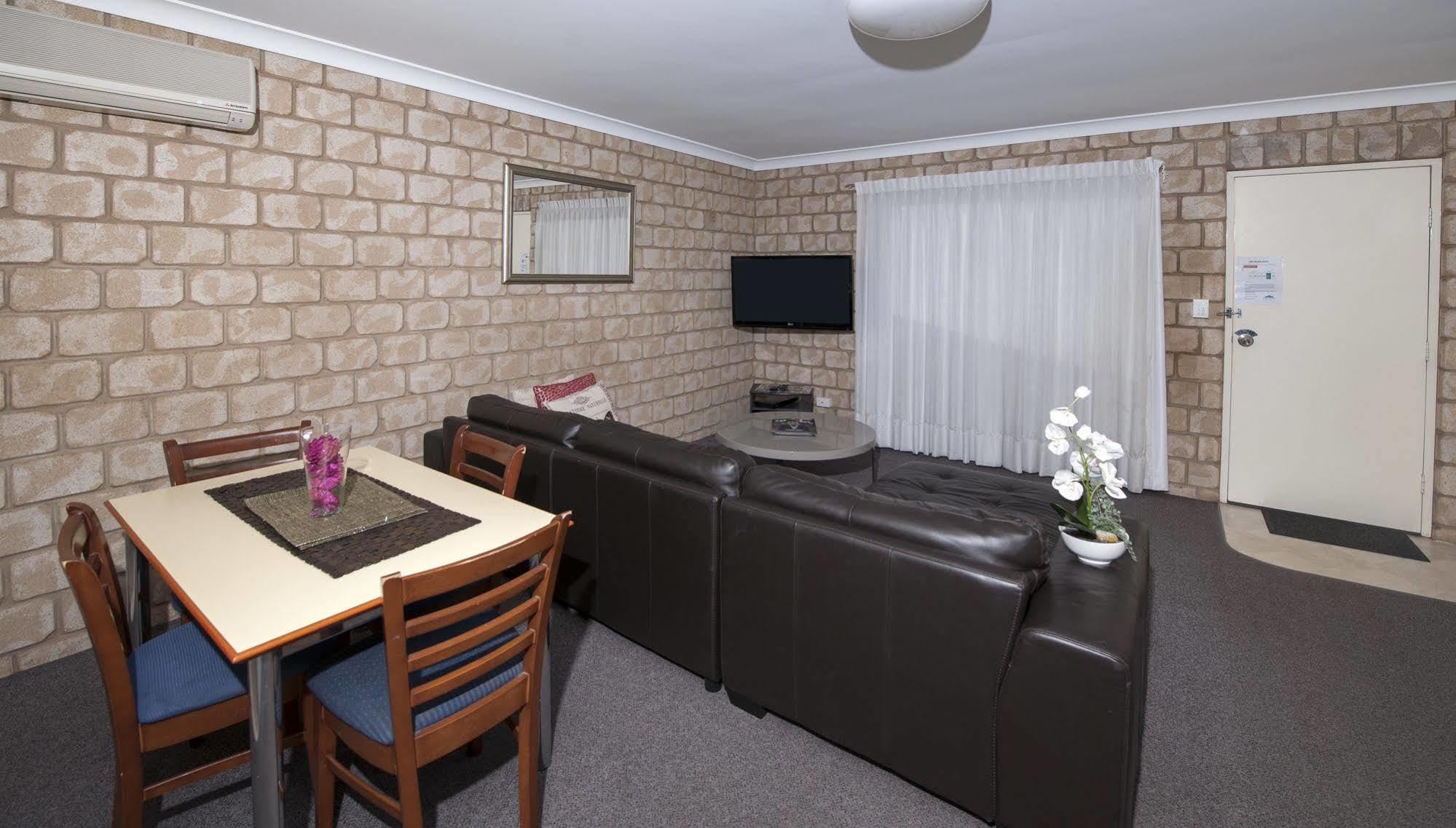Great Divide Motor Inn Toowoomba Esterno foto